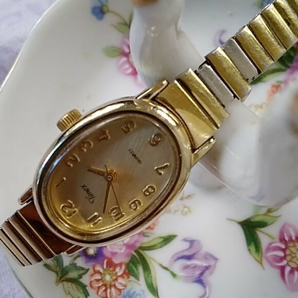 VTG,TIMEX GOLD TONE QUARTZ WATCH W/ 9MM main image 5